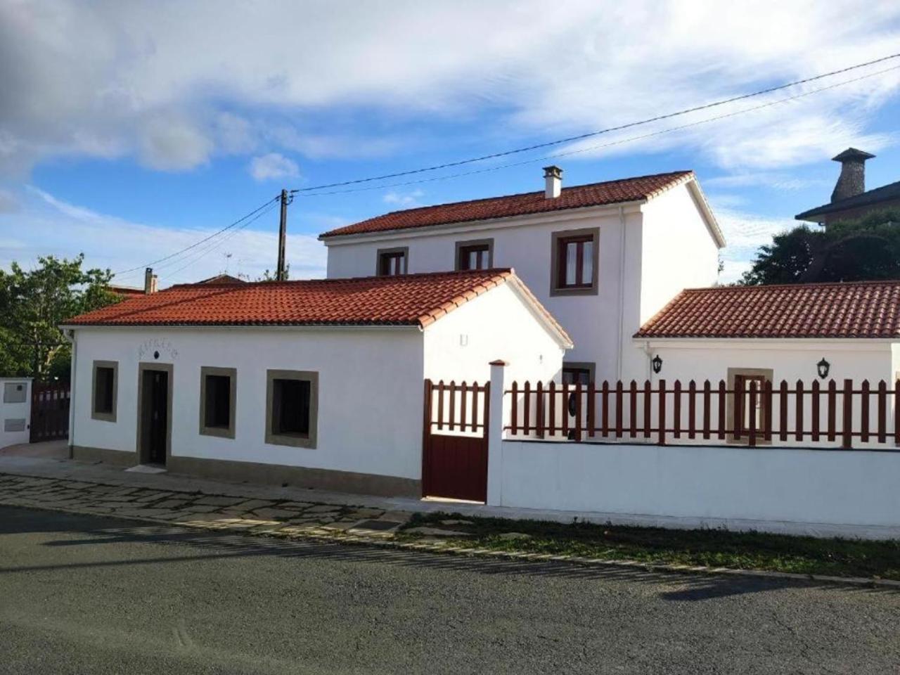 Arzúa Albergue Miraiso מראה חיצוני תמונה